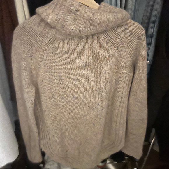 Cynthia Rowley Wool Blend Turtleneck | Size: Medium | Colour: Brown/Multi - Picture 4 of 4